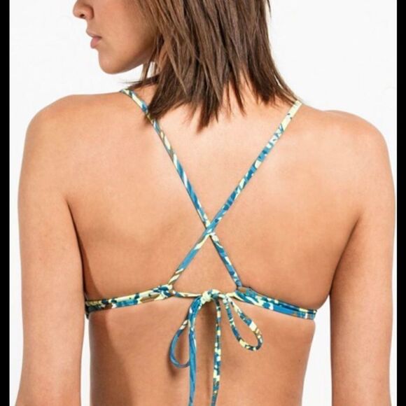 Volcom bikini top. NWT - Picture 7 of 9